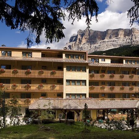 Hotel La Villa Esterno foto