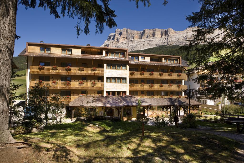 Hotel La Villa Esterno foto