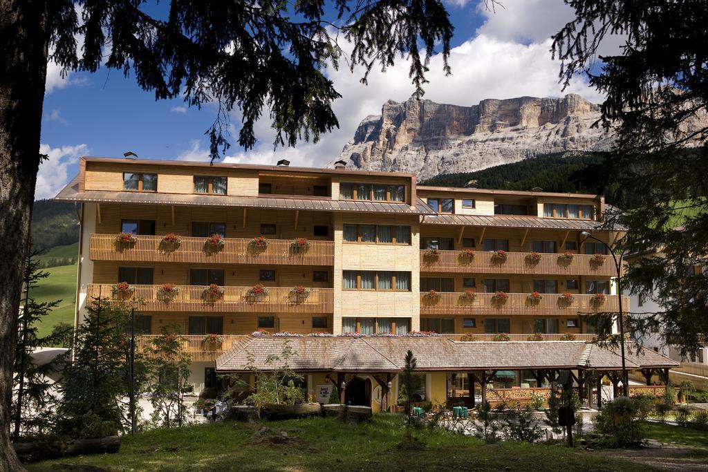 Hotel La Villa Esterno foto